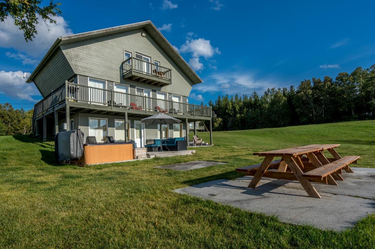Montfjord - Chalets, Vue Spectaculaire Et Spa. Chantafjord #4 Sacre-Coeur Zewnętrze zdjęcie