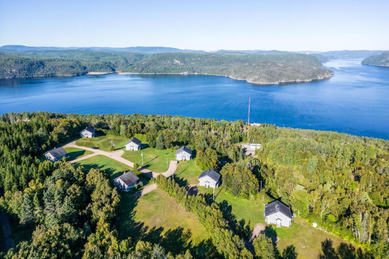 Montfjord - Chalets, Vue Spectaculaire Et Spa. Chantafjord #4 Sacre-Coeur Zewnętrze zdjęcie